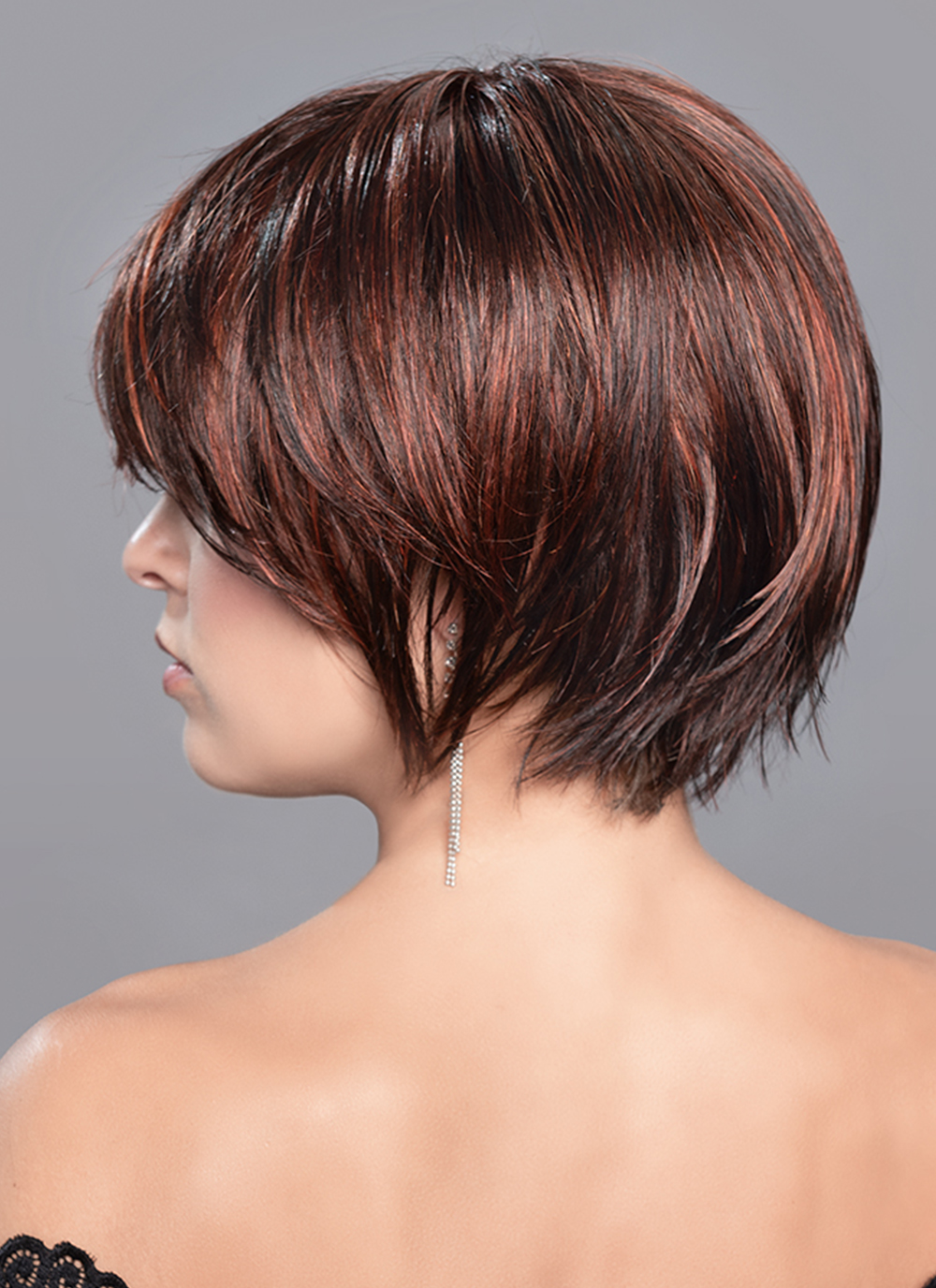 The Echo from Ellen Wille is a fabulously, modern bob style wig with a longer side sweeping fringe.