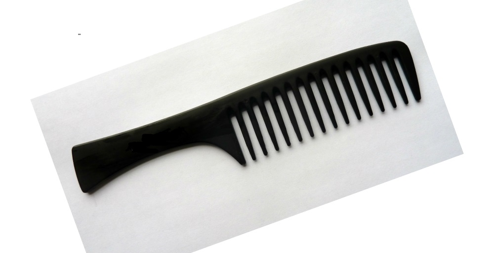 Long Wig Comb