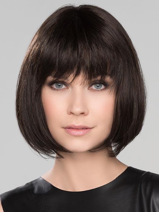 Sue Mono | A classy style that radiates a palpable mysterious aura, Sue Mono is the perfect combination of a sassy short bob and dangerously sexy bangs.