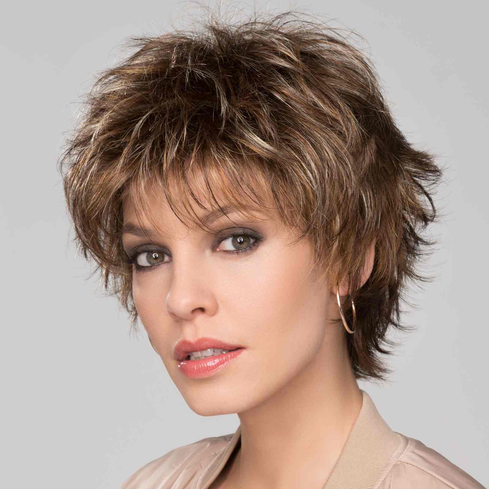 Click Wig by Ellen Wille | Tobacco Mix| Edgy layers can be styled modern or classic | Elly-K.com.au Click Wig by Ellen Wille | Tobacco Mix| Edgy layers can be styled modern or classic | Elly-K.com.au