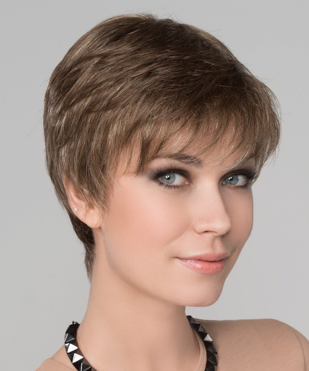 IZA SMALL DELUXE WIG - Dark Sand mix | Light Brown base with Lighest Ash Brown and Medium Honey Blonde blend