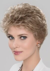 The lace front adds a completely realistic touch, allowing you to style hair away from your face.