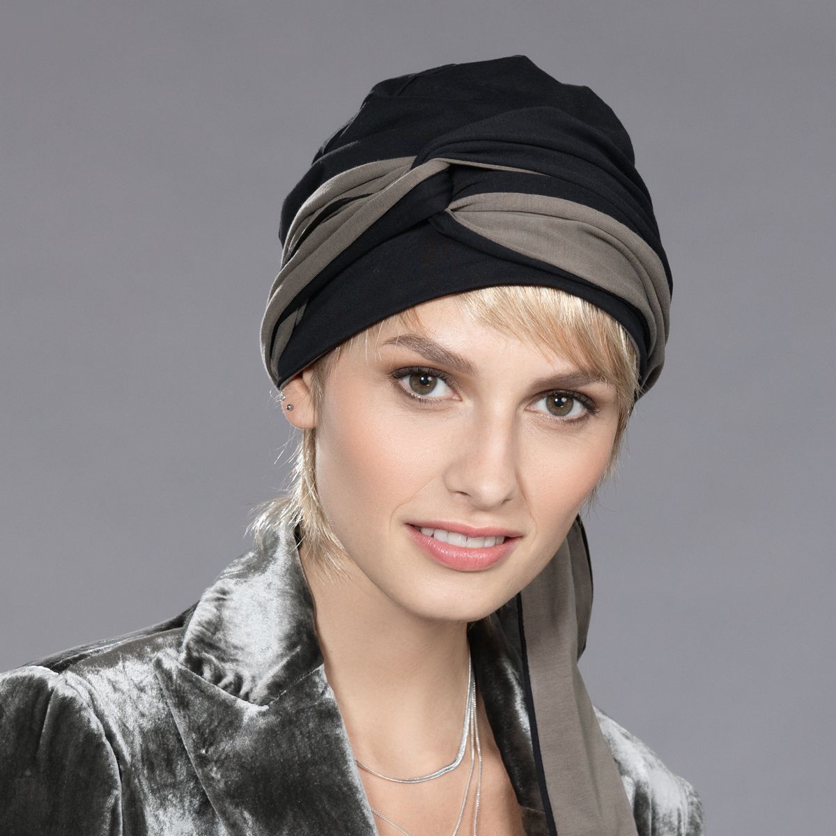 ama-black-taupe