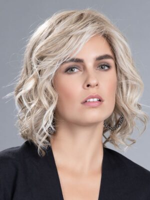 LOVELY by ELLEN WILLE in CHAMPAGNE ROOTED | Medium Blonde and Lightest Ash Blonde blend with Lightest Golden Blonde and Shaded Roots
