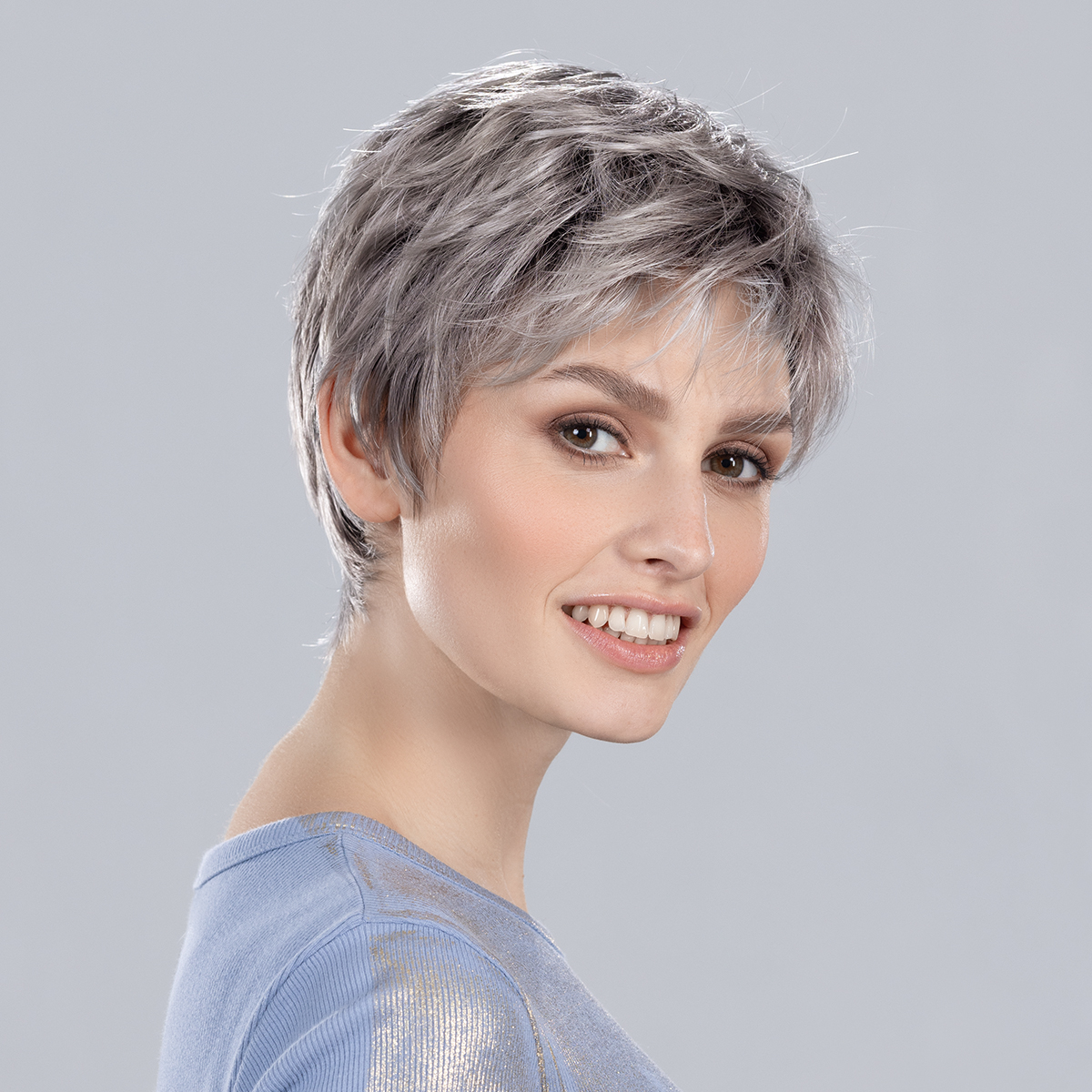 debbie-metallic-grey-roote